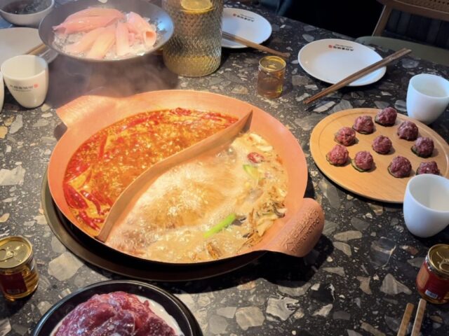 Berburu kuliner halal nan lezat di pusat Kota Chengdu, China