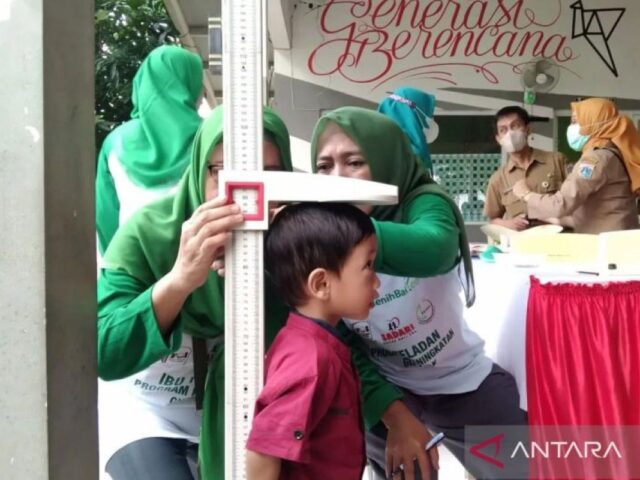 Hormon hingga asupan gizi berpengaruh pada tinggi badan anak