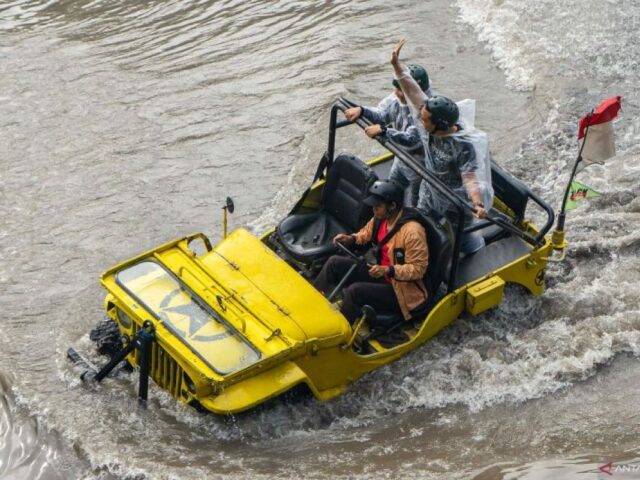 Wisata jeep Merapi laris manis saat libur panjang