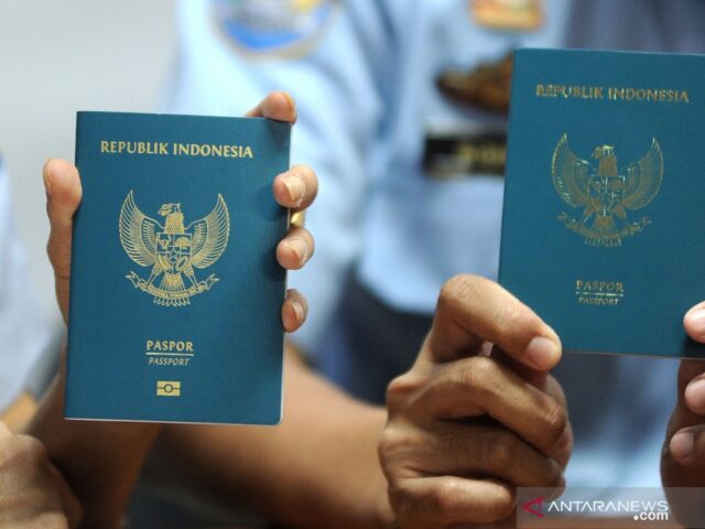 Biaya membuat paspor – ANTARA News